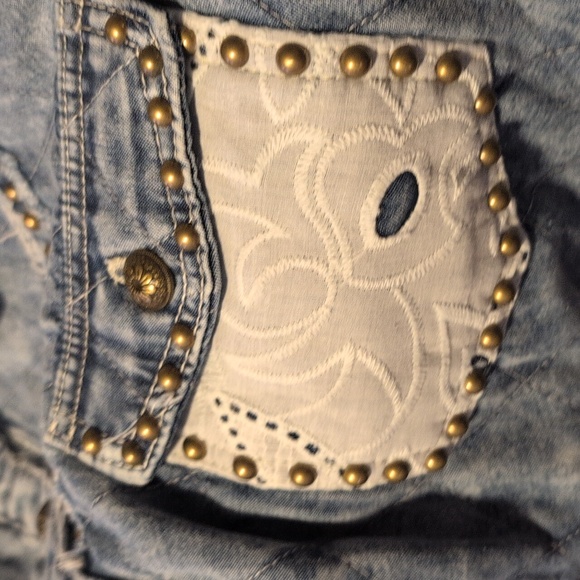 POL Light Blue Quilted Denim Jacket Western Inspired Studs And Eyelet Detail - Picture 12 of 17